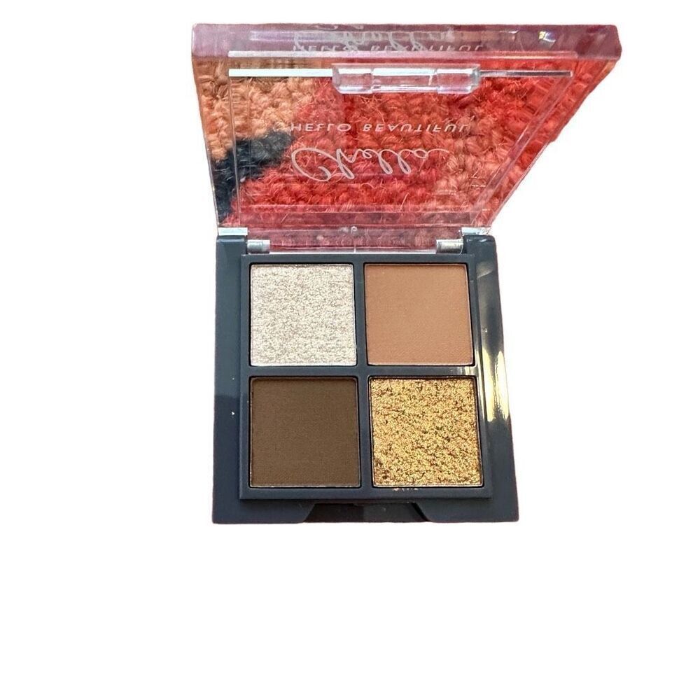 NWT Chella la Vie neutral eyeshadow palette